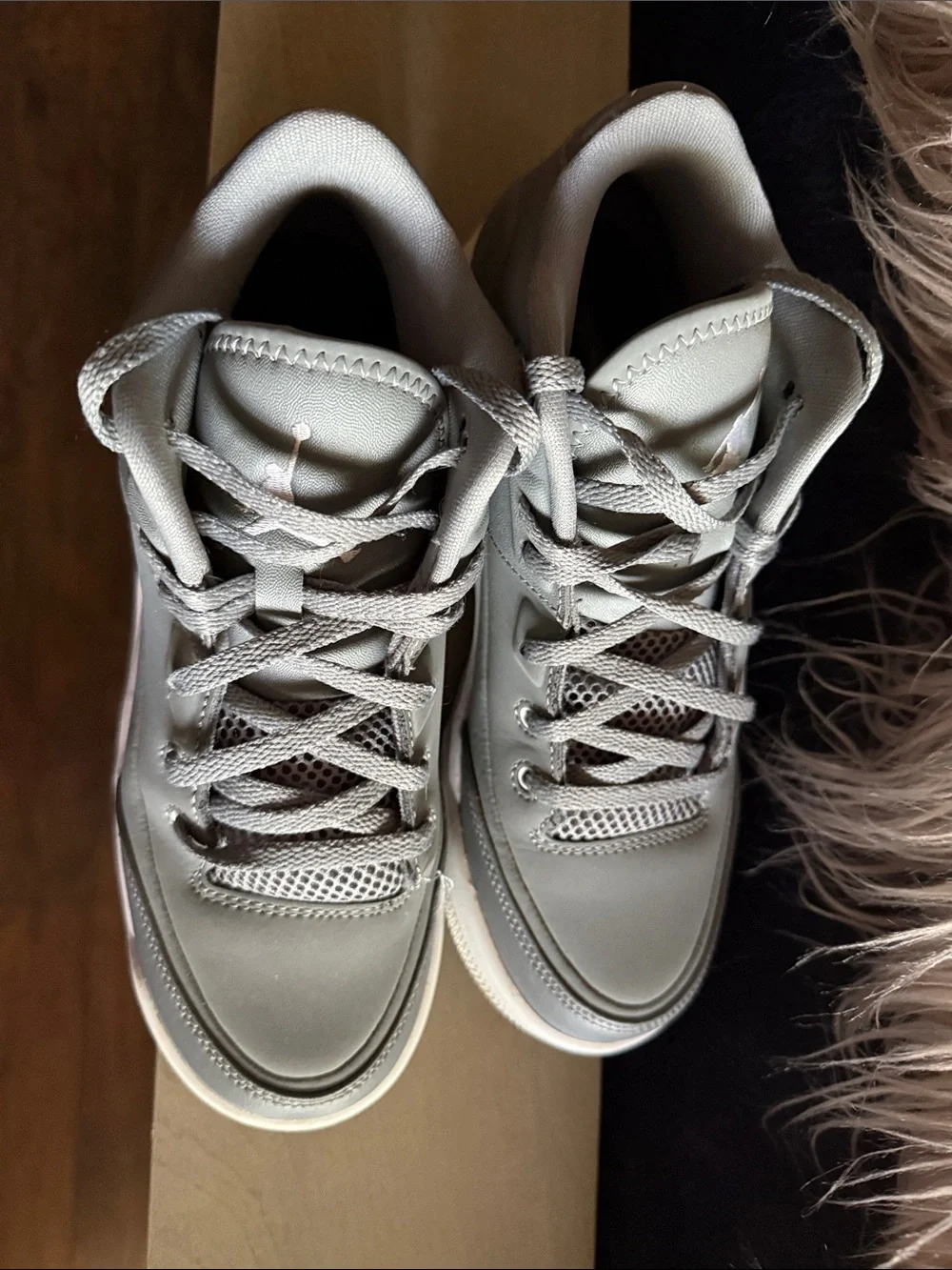 Jordan sleek gray